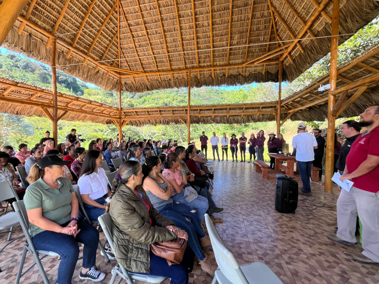 Capacitaciones en Buenas Prácticas Agrícolas NAMA Café y Transforma-Innova
